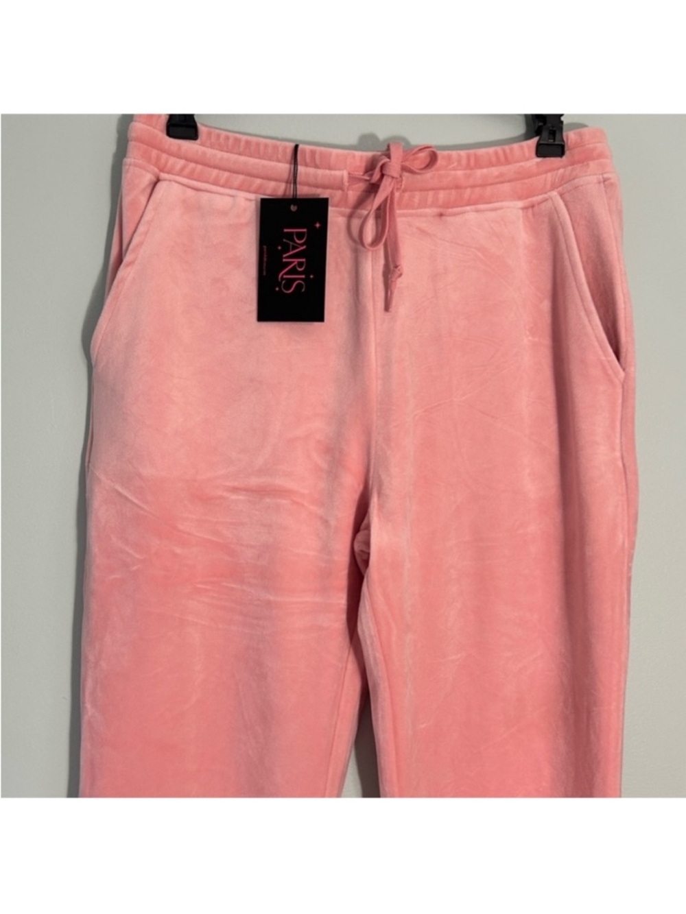 Paris Hilton Medium Set Masterpiece Pants Heart Sports Bra Pearl Blush pink NWT - Picture 12 of 15